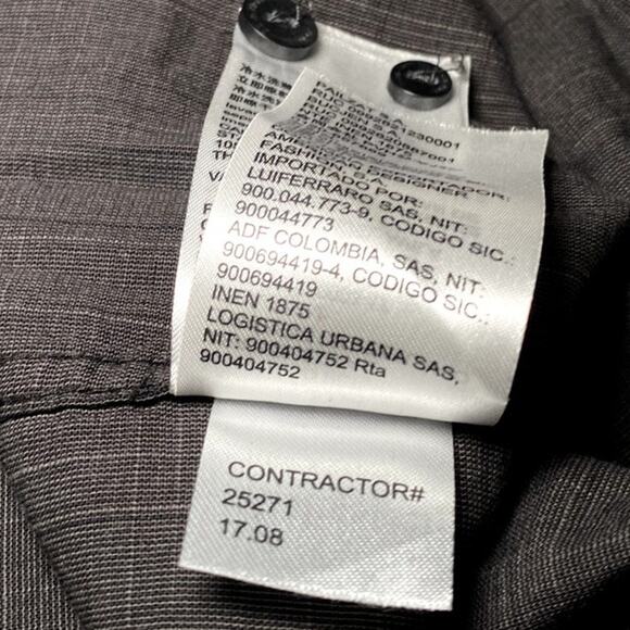 Calvin Klein Men's Grey Dress Shirt - Excellent Condition - Picture 10 of 15